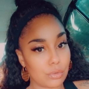 Meet your Posher, Jade